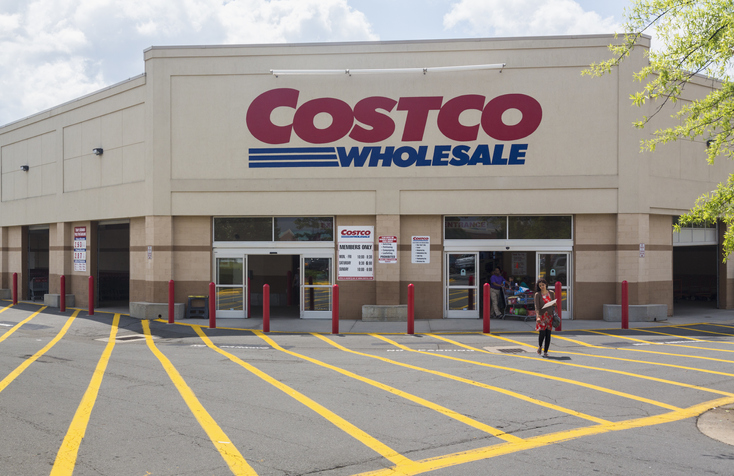 Costco CFO says the $1.50 hot-dog-and-soda combo is 'forever